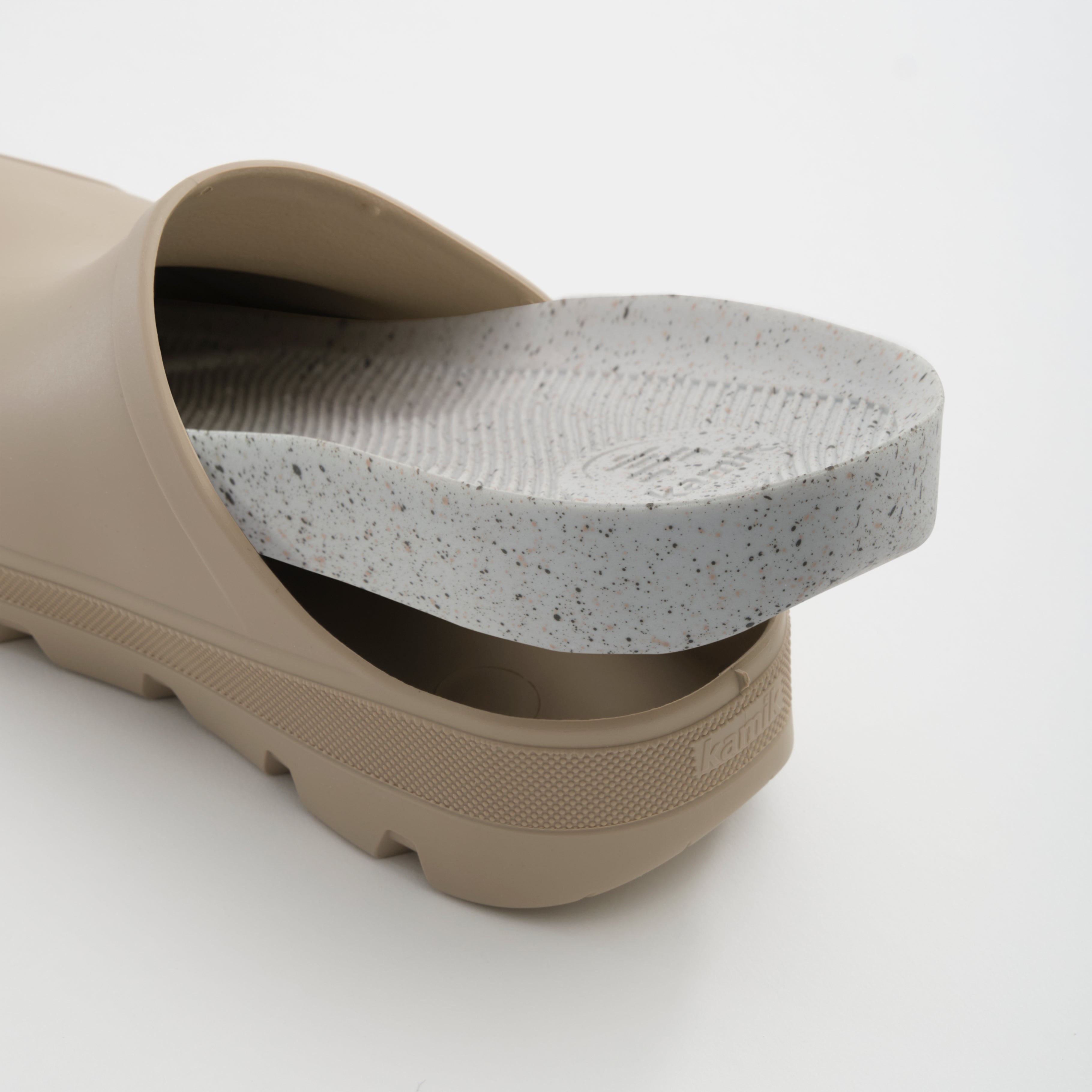 Nova - Clogs - Unisex